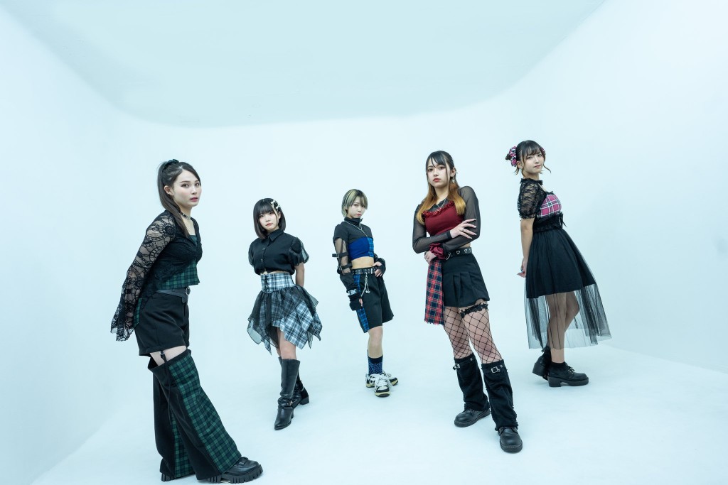 MOON RABBiTS | アイドルナビ