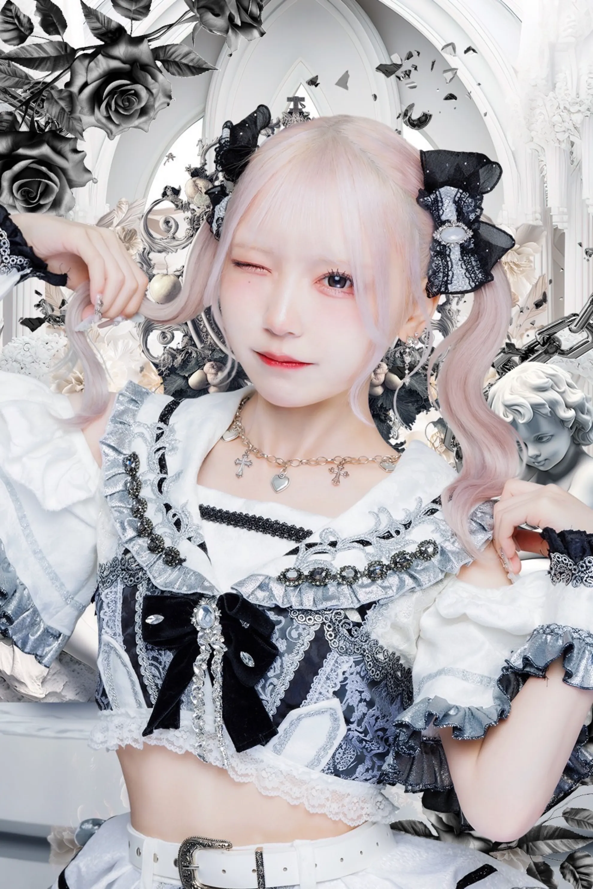 鷹塀三奈銅版画☆「月の子」1／30 鷹塀三奈 (@takahei0815)